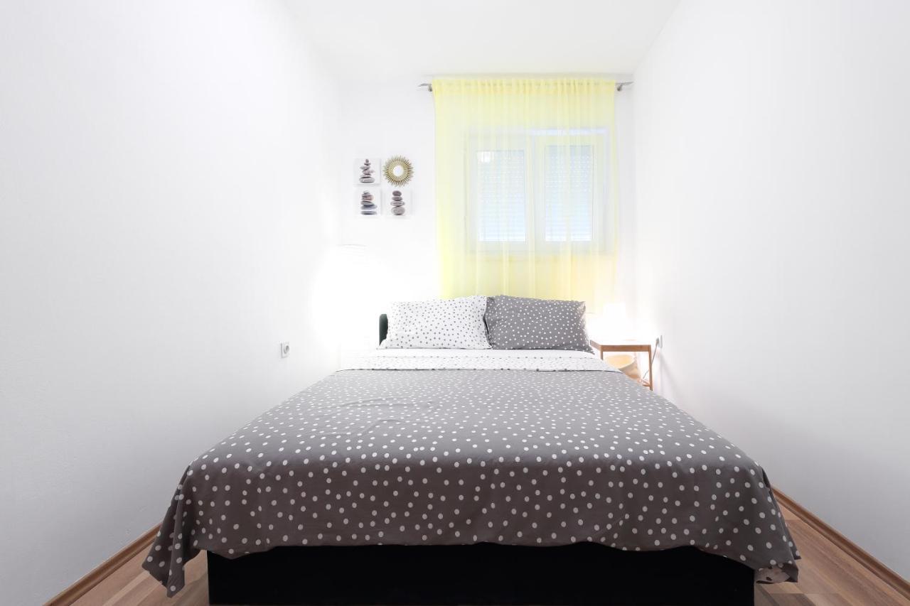 Apartman Don Pag Town Exterior photo